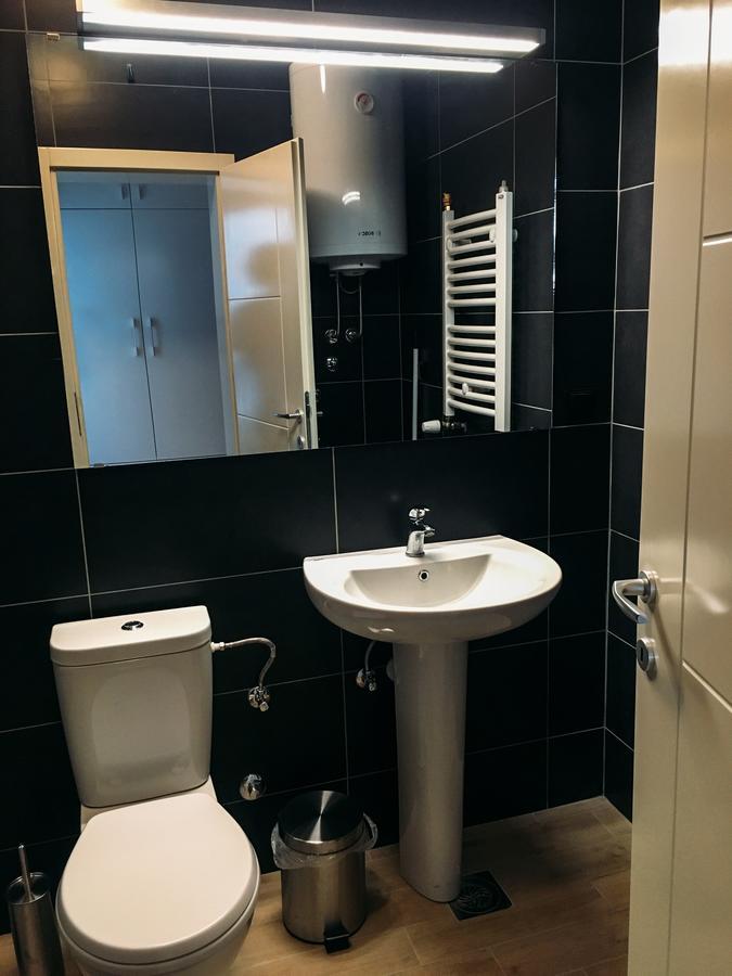 Apartman Senjak Pirot Ngoại thất bức ảnh